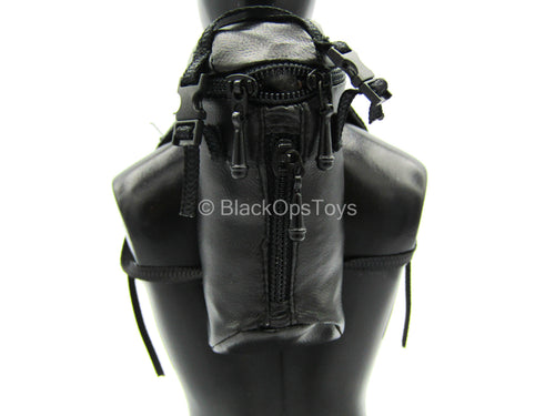 Other Scale - Zootopla - Dumpling - Black Leather-Like Backpack