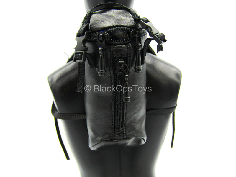 Load image into Gallery viewer, Other Scale - Zootopla - Dumpling - Black Leather-Like Backpack
