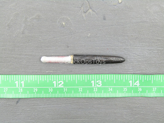 Macbeth - Metal Dagger w/Black Sheath