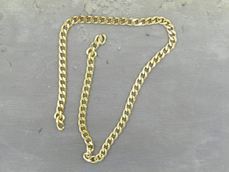 Load image into Gallery viewer, Suicide Squad - Harley Quinn Dancer - Gold Chain
