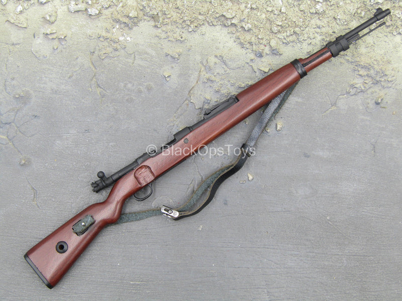 Load image into Gallery viewer, WWII - German Honor Guard - Wood &amp; Metal Kar98 Rifle
