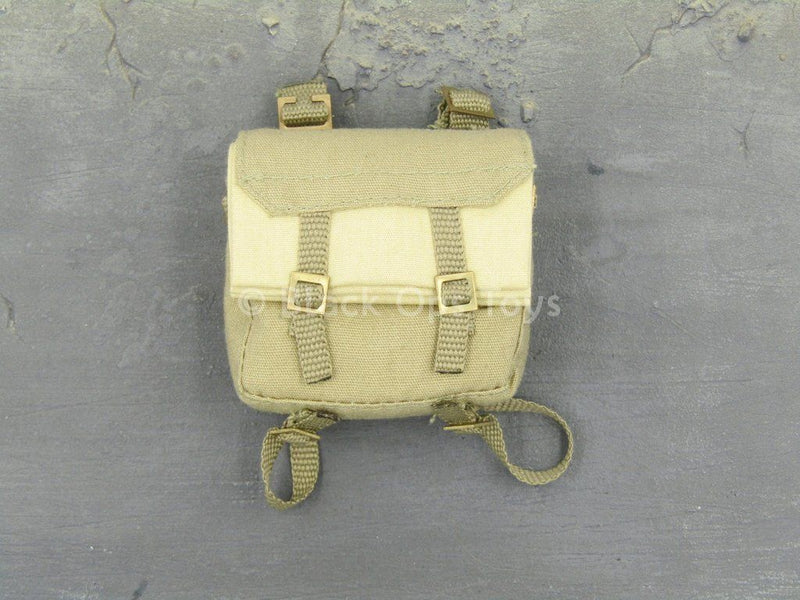 Load image into Gallery viewer, WWII - British Airborne - Tan &amp; OD Green Rucksack
