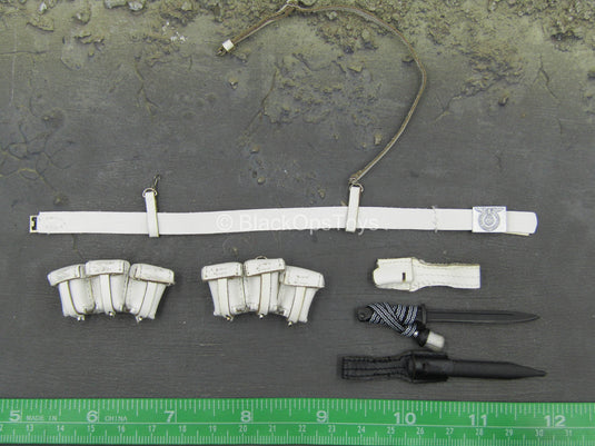 WWII - German Honor Guard - White Belt w/Pouches & Metal Dagger