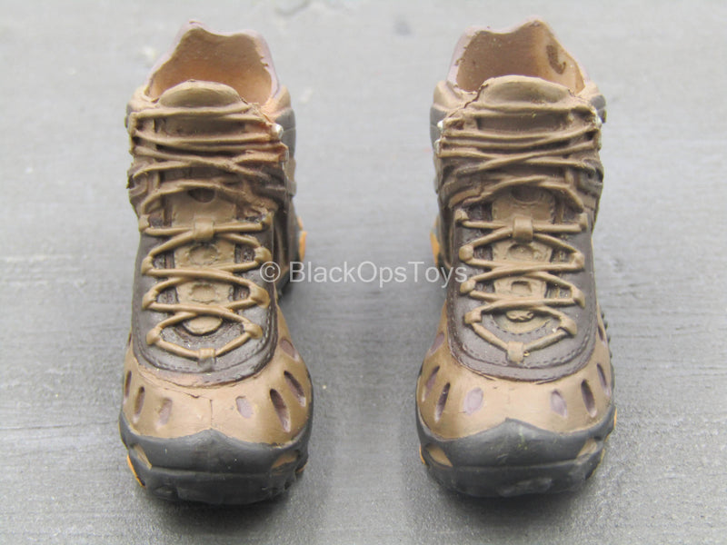 Load image into Gallery viewer, Pink Jacket &amp; Tan Pants w/Brown Shoes
