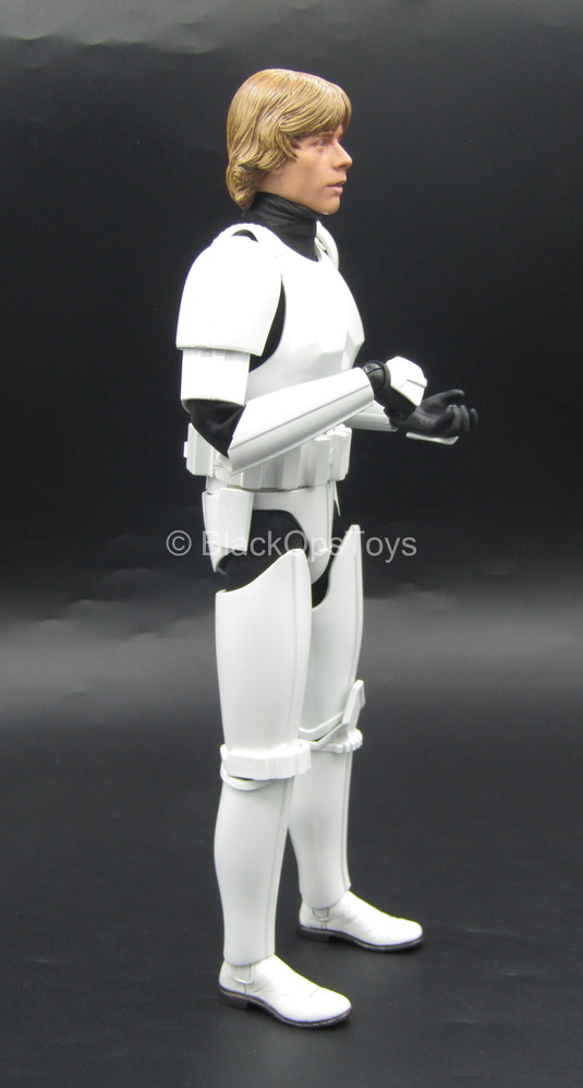Comicon Exclusive - Star Wars - Luke Skywalker In Stormtrooper Disguise