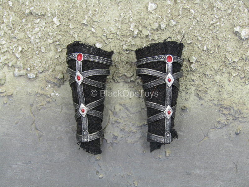 Load image into Gallery viewer, Anubis - Male Leg Armor w/Cloth
