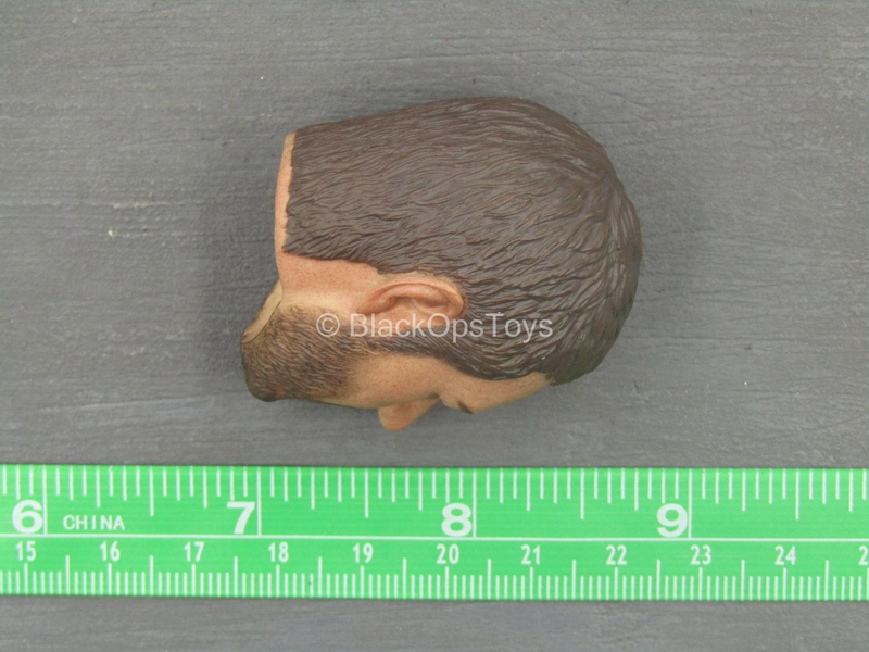 Load image into Gallery viewer, Roman Imperial General - Male Head Sculpt
