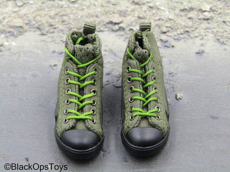 Load image into Gallery viewer, Crisis Response Force - Green Combat Shoes (Peg Type)
