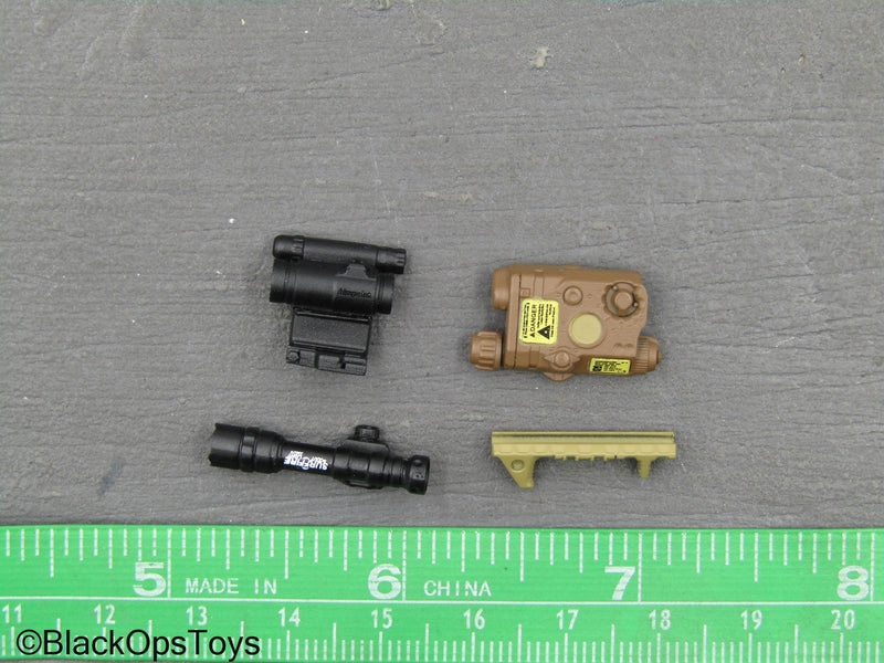 Load image into Gallery viewer, Crisis Response Force - Weapon Attachment Set
