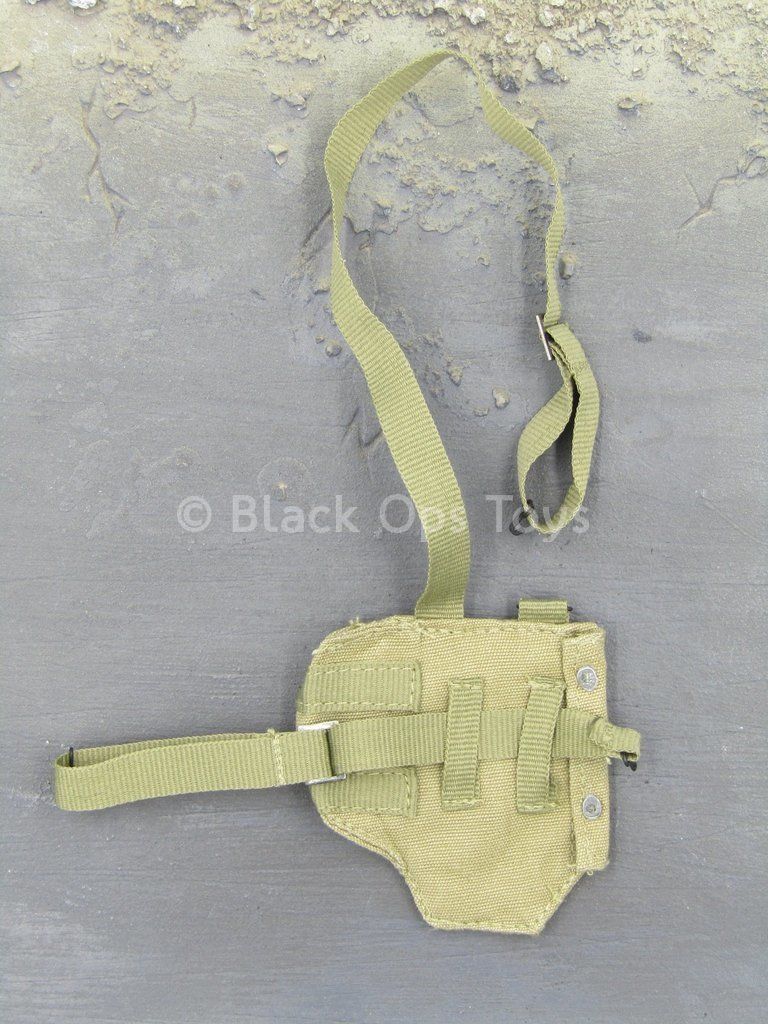 Load image into Gallery viewer, WWII - U.S. Army Infantry - Tan Gas Mask Pouch

