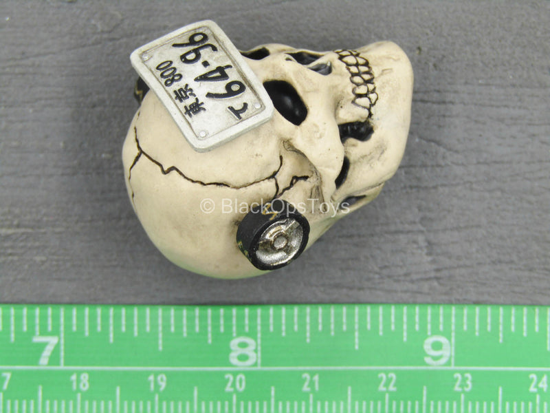 Load image into Gallery viewer, Dorohedoro - Ebisu - Skull Head Sculpt
