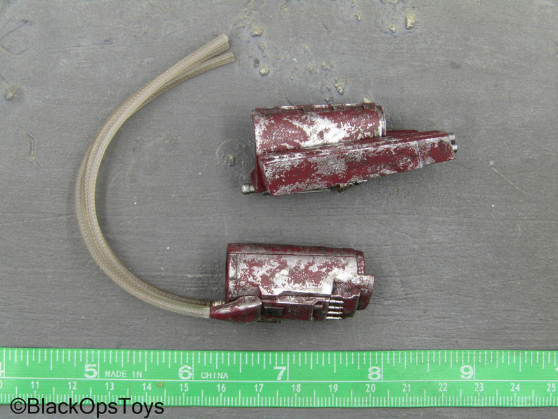 Load image into Gallery viewer, Star Wars Boba Fett - Weathered Red Gauntlet Set
