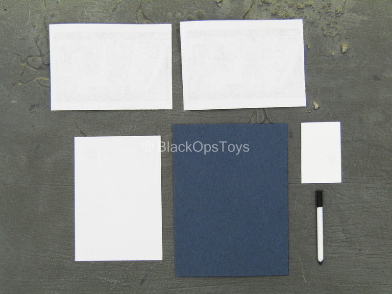 Load image into Gallery viewer, The Flash Barry Allen - Papers Set
