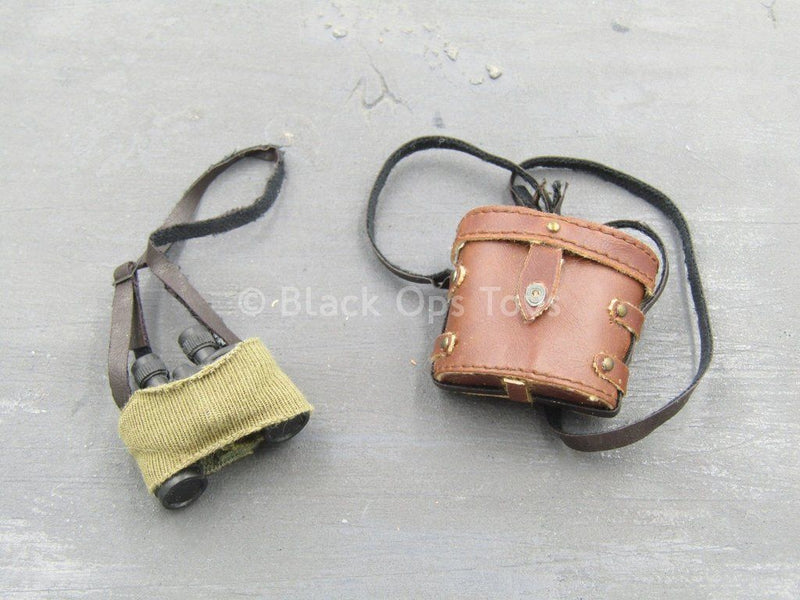 Load image into Gallery viewer, WWII - U.S. Army Airborne - Binoculars &amp; Case w/Strap
