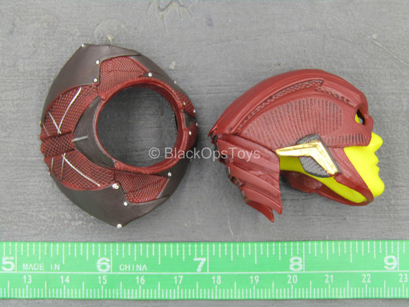 Load image into Gallery viewer, The Flash Barry Allen - Red Mask w/Neck Piece
