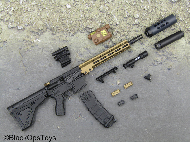 Load image into Gallery viewer, Crisis Response Force Exc - URG-1 Rifle w/Attachment Set
