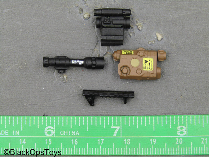 Load image into Gallery viewer, Crisis Response Force Exc - Weapon Attachment Set
