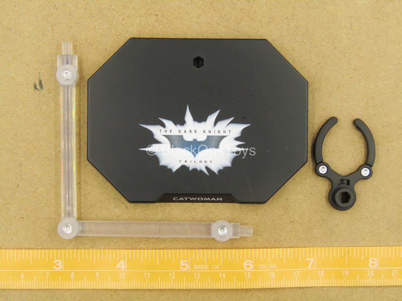 Load image into Gallery viewer, 1/12 - Catwoman - Base Figure Stand
