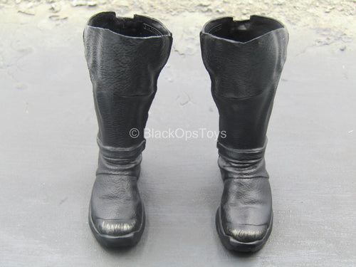 Justice League - Batman - Black Boots w/Shin Armor (Peg Type)