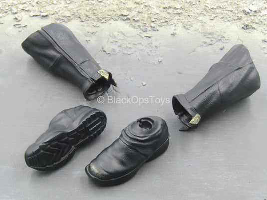 Justice League - Batman - Black Boots w/Shin Armor (Peg Type)