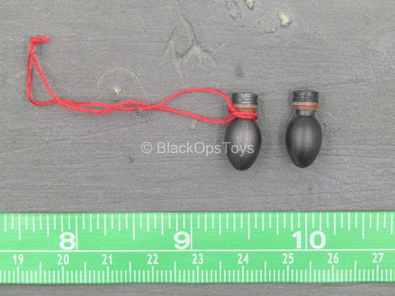 Load image into Gallery viewer, Vietnam - PLA Counterattack - Black Grenades
