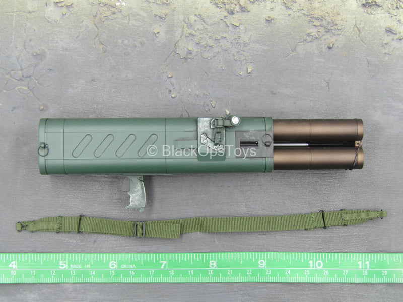 Load image into Gallery viewer, Resident Evil 2 - Leon Kennedy - Anti-Tank Rocket Launcher w/Sling
