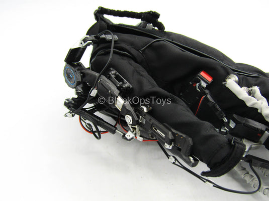 The Wandering Earth - Detailed Black Exo-Suit w/Helmet