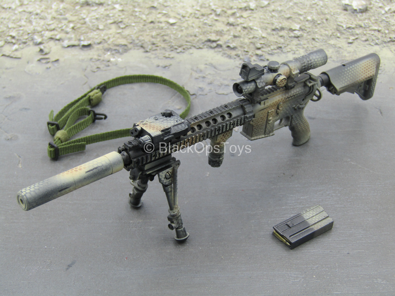 Load image into Gallery viewer, SMU Operator Exclusive - Camo 5.56 Assault Rifle w/Attachment Set
