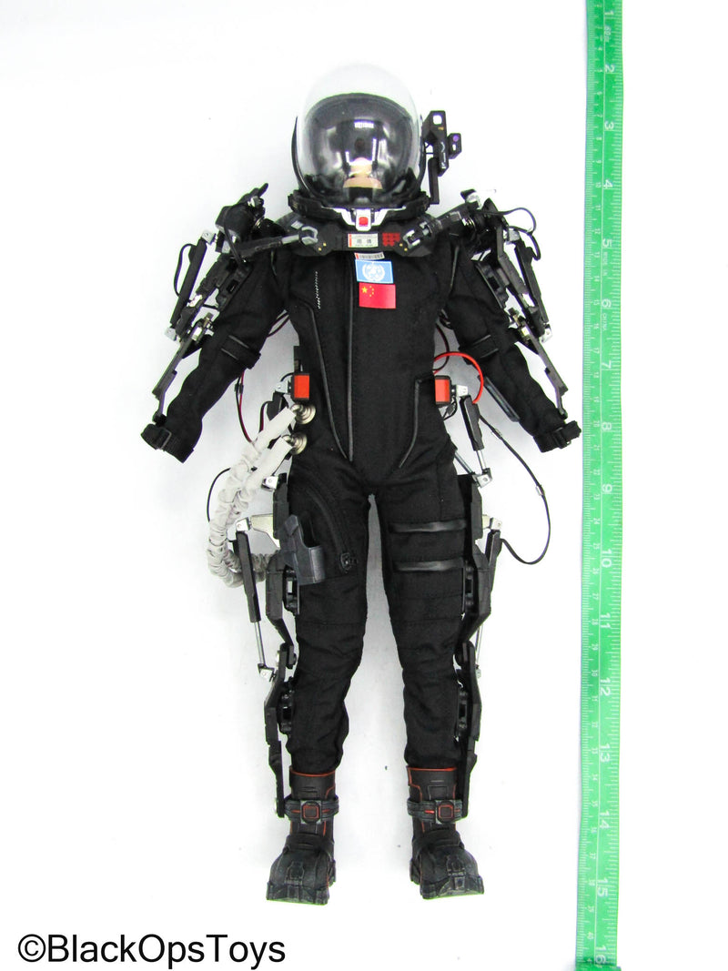 Load image into Gallery viewer, The Wandering Earth - Rescue Unit - Female Body w/Full Mech Astro Suit
