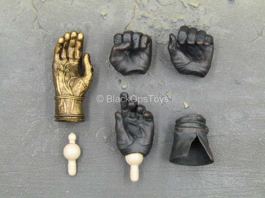 GOT - Jamie Lannister - Black Gloved Hand Set w/Right Gauntlet