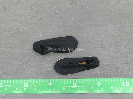 Brave In Triangle - Slip On Shoes (Foot Type)