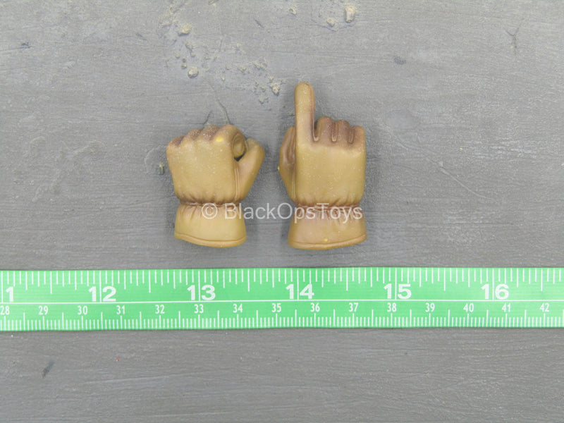 Load image into Gallery viewer, Apexplorers - Ice &amp; Laser - Light Brown Gloved Hand Set
