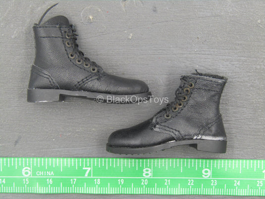 WWII - German - Black Shoes (Foot Type) (MINOR DAMAGE)