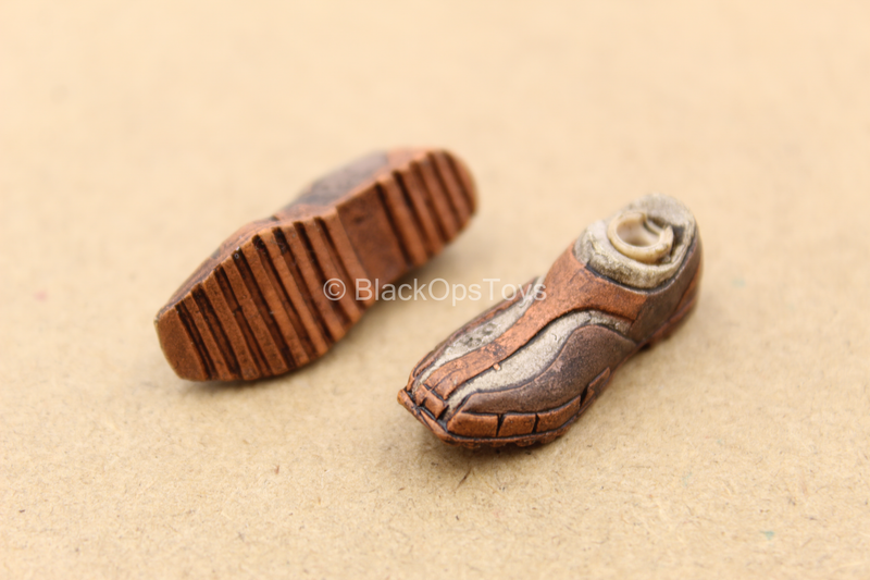 Load image into Gallery viewer, 1/12 - Heavy TK - Weathered Orange Shoes (Peg Type)
