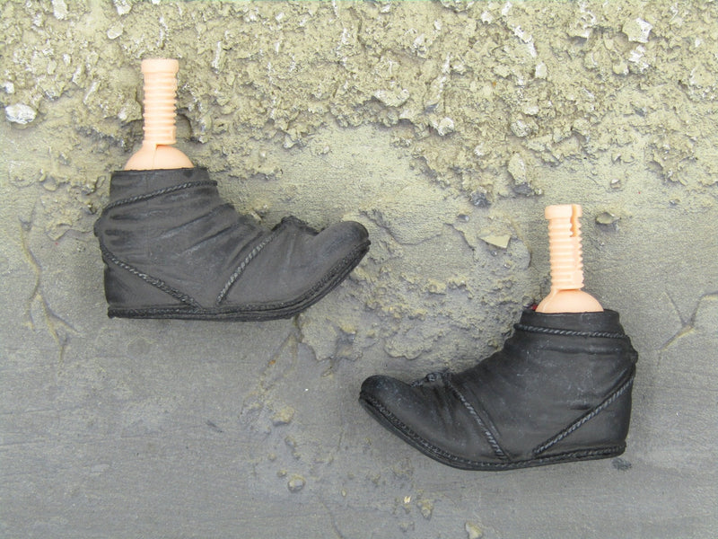 Load image into Gallery viewer, GI JOE - Cobra Black Dragon Ninja - Black Posing Sandal Feet (Peg Type)
