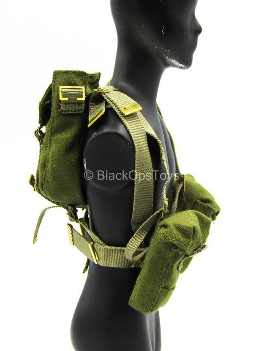 WWII - British Army - Harness w/Backpack & Pouch Set