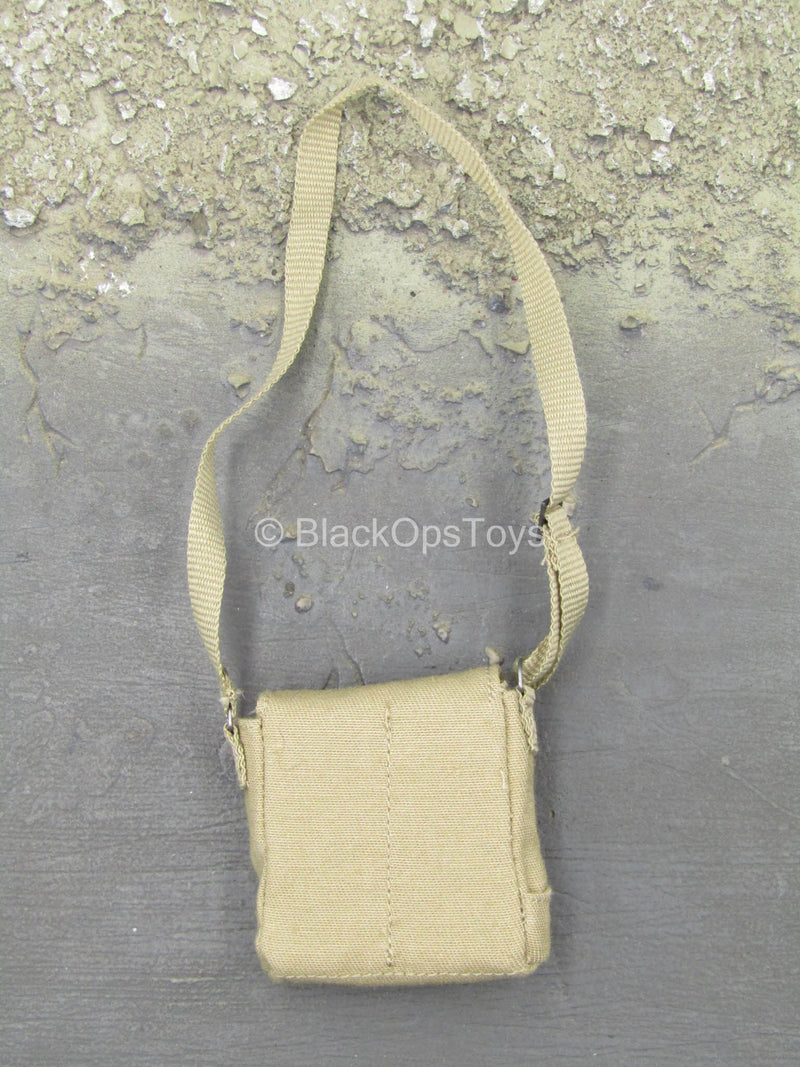 Load image into Gallery viewer, WWII - British Army - Tan Gas Mask Pouch
