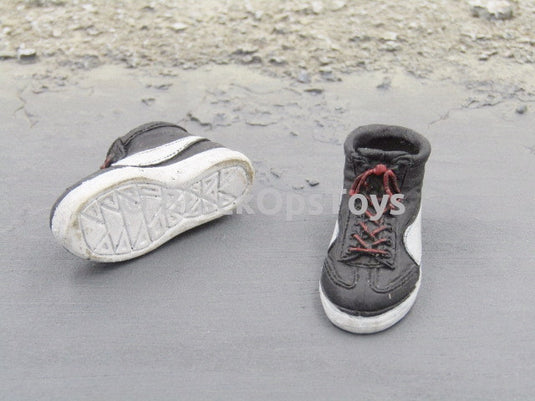 Spinal Tap Exclusive Series Black Worn Out Sneakers (Rubber)