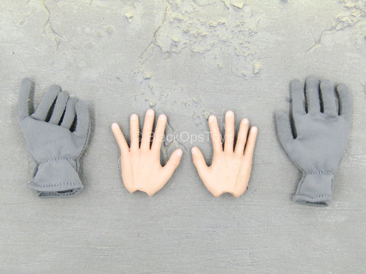 WWII - Adolf Hitler - Grey Gloves & Bendy Hand Set