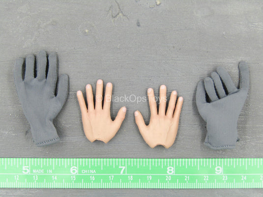 WWII - Adolf Hitler - Grey Gloves & Bendy Hand Set