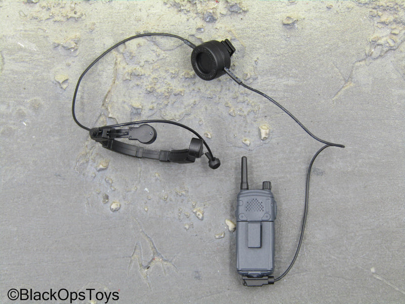 Load image into Gallery viewer, Task Force 58 PO1 Brad - Radio w/Headset
