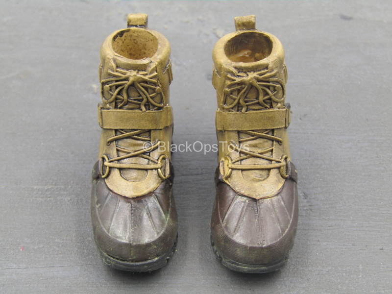 Load image into Gallery viewer, TWD - Carl Grimes - Brown Hiking Boots (Peg Type)
