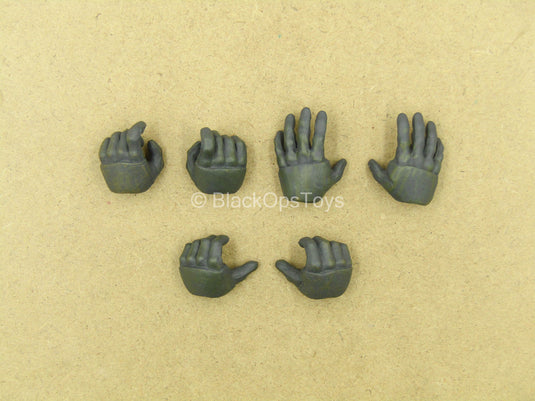 1/12 - Gears Of War - Augustus Cole - Gloved Hand Set