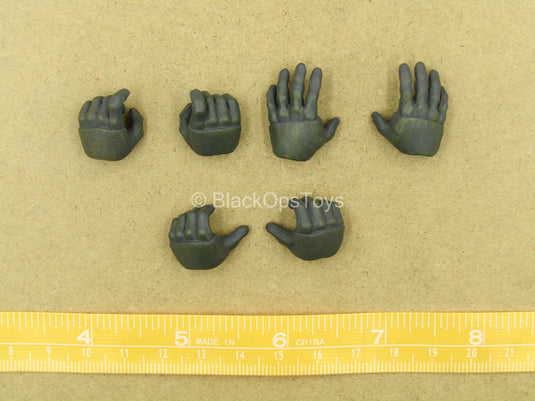 1/12 - Gears Of War - Augustus Cole - Gloved Hand Set