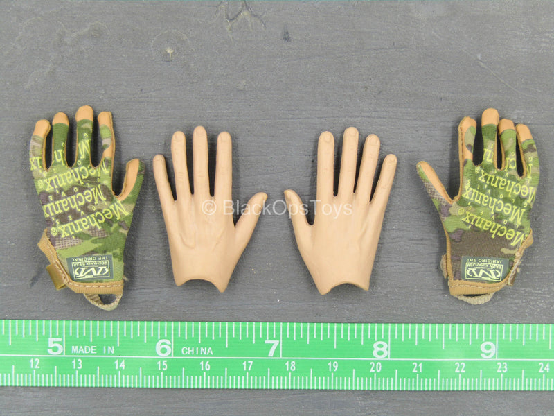 Load image into Gallery viewer, Seal Team 6 DEVGRU - Tropical Multicam Gloves w/Bendy Hands
