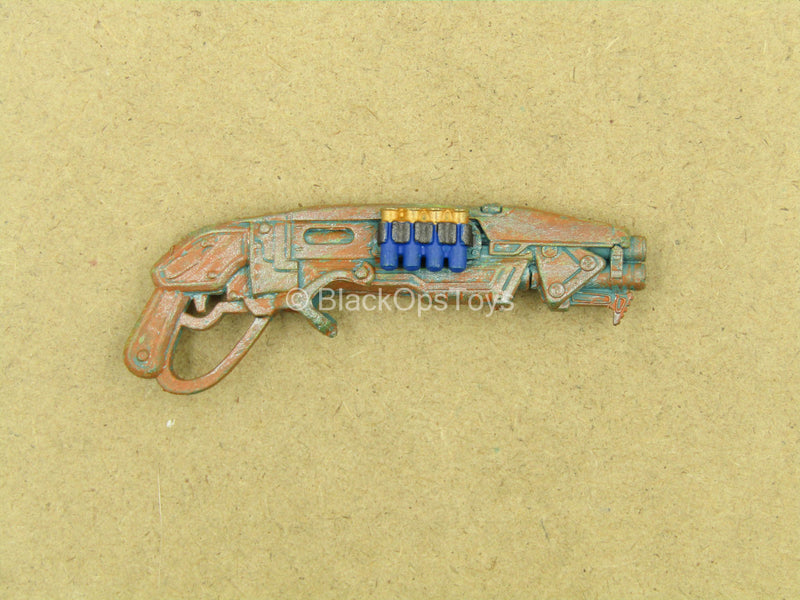 Load image into Gallery viewer, 1/12 - Gears Of War - Marcus Fenix - Gnasher Shotgun
