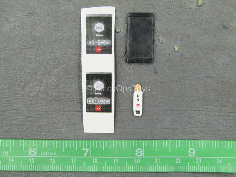 Load image into Gallery viewer, Middle Aged Spiderman - Cellphone &amp; Flashdrive Set
