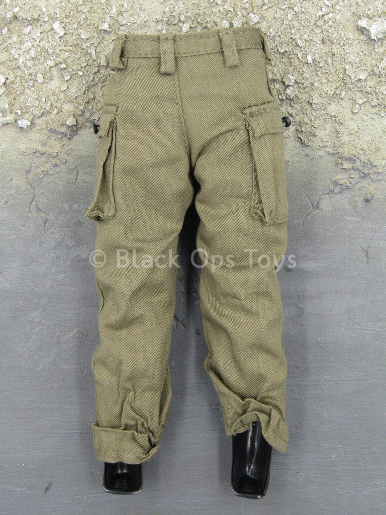 Load image into Gallery viewer, WWII - U.S. Army Rangers - Brown Uniform Set
