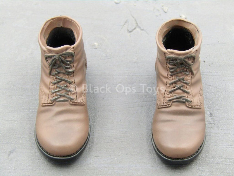 Load image into Gallery viewer, WWII - U.S. Army Rangers - Brown Combat Boots (Foot Type)
