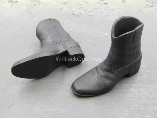 Steel Wolf Clothing Set - Black Boots (Peg Type)